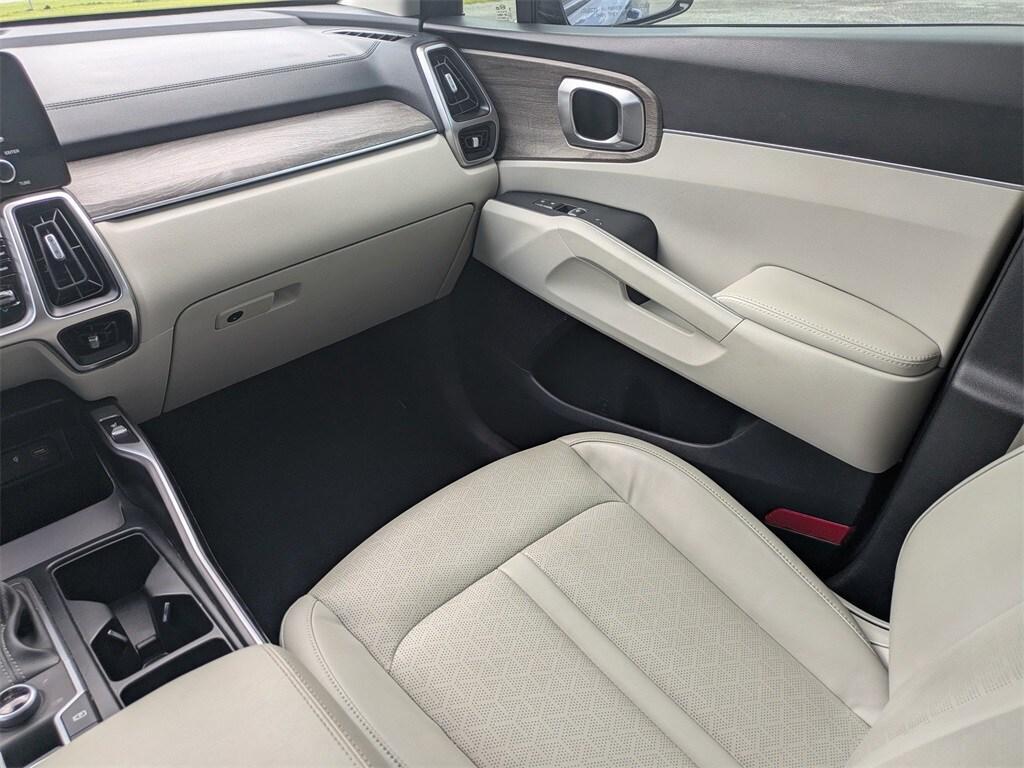 used 2021 Kia Sorento car, priced at $25,995
