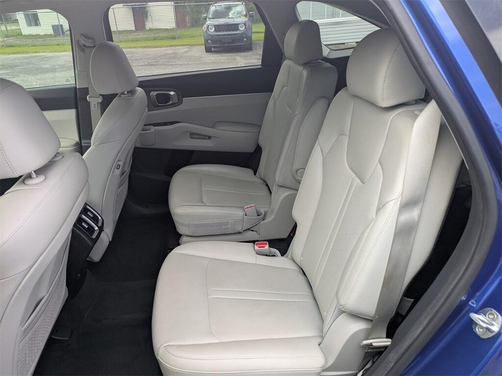 used 2021 Kia Sorento car, priced at $25,995