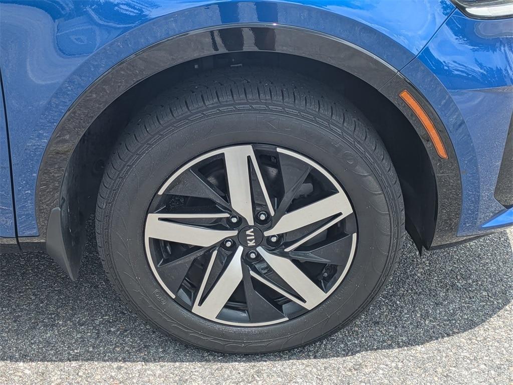 used 2021 Kia Sorento car, priced at $24,295