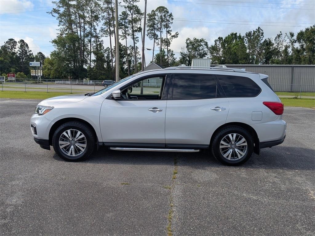 used 2020 Nissan Pathfinder car, priced at $21,795