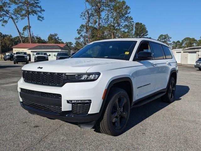 new 2024 Jeep Grand Cherokee L car, priced at $50,995