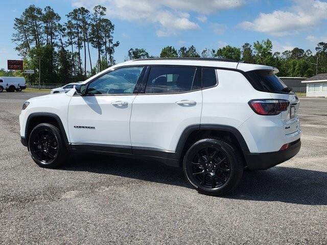 new 2025 Jeep Compass car, priced at $33,490