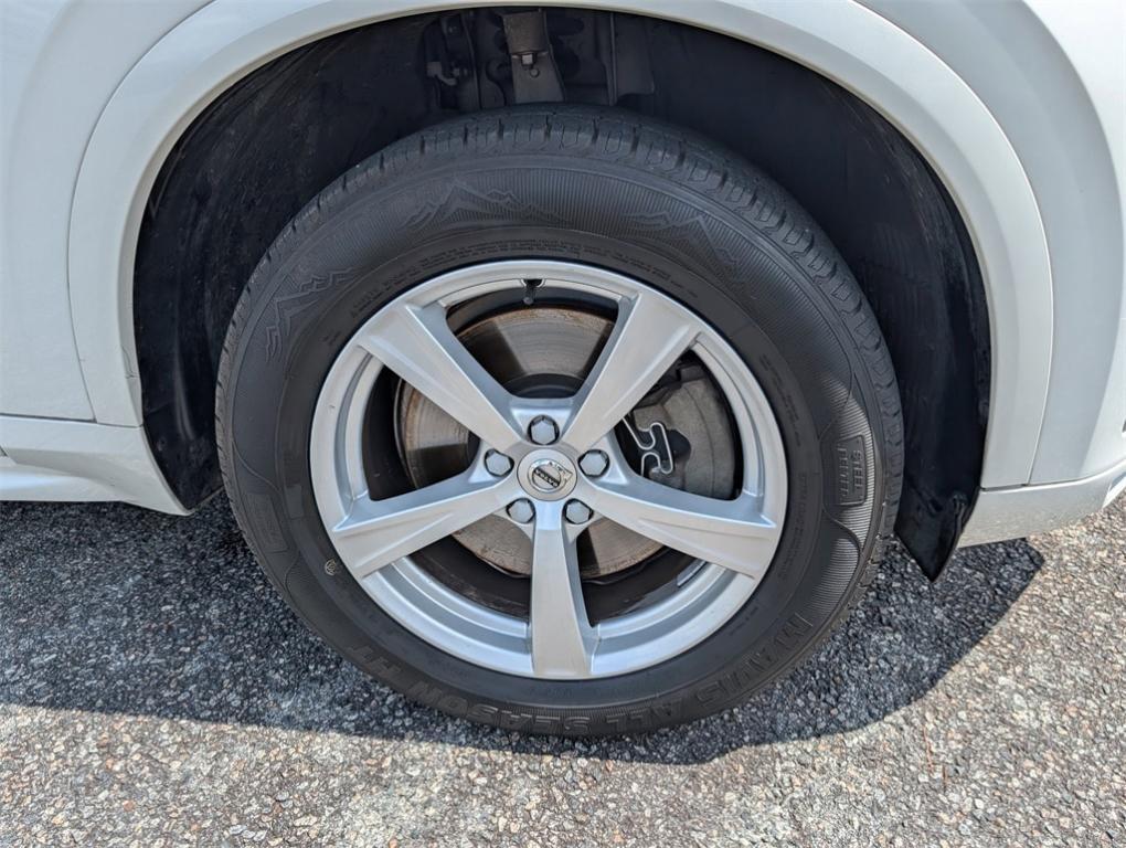 used 2020 Volvo XC90 car, priced at $20,795