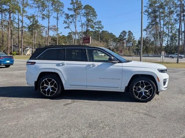 new 2025 Jeep Grand Cherokee car, priced at $60,238