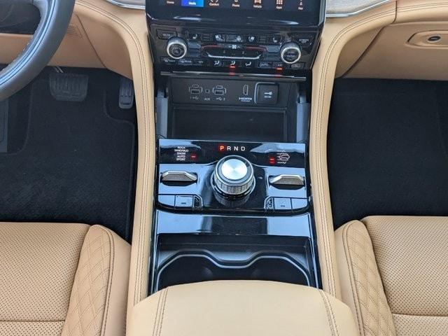 new 2025 Jeep Grand Cherokee car, priced at $60,238