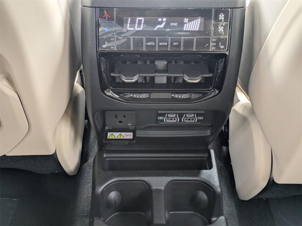 new 2025 Jeep Grand Cherokee L car, priced at $44,081