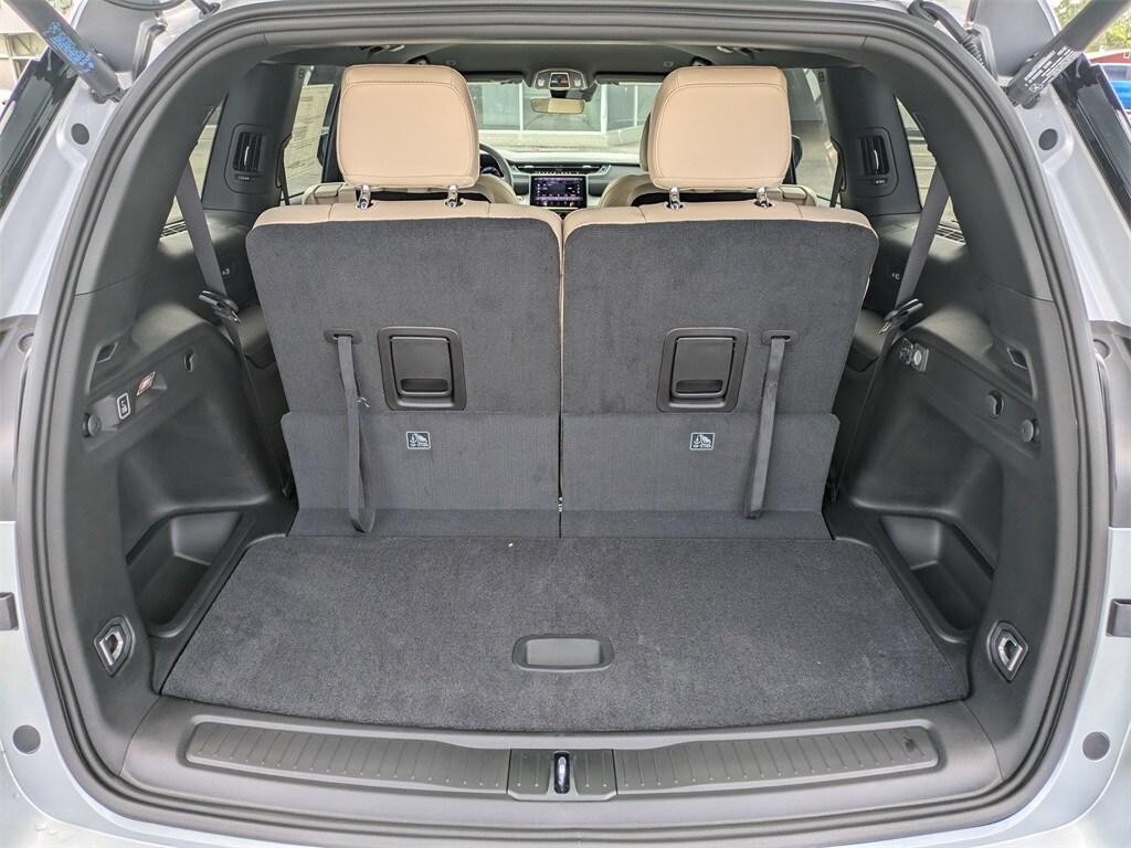 new 2025 Jeep Grand Cherokee L car, priced at $44,081