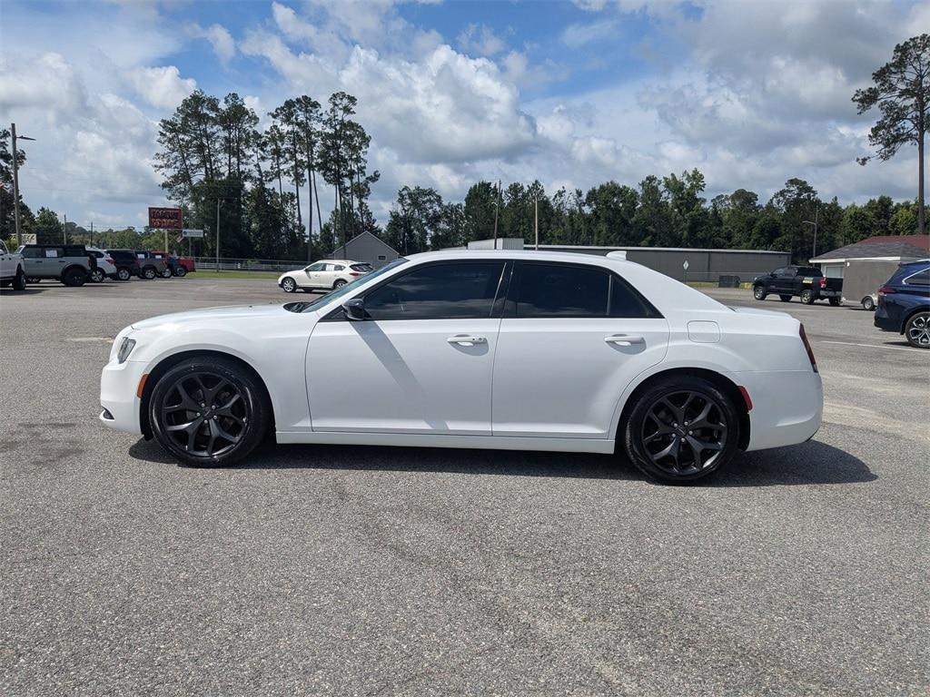 used 2020 Chrysler 300 car, priced at $14,495