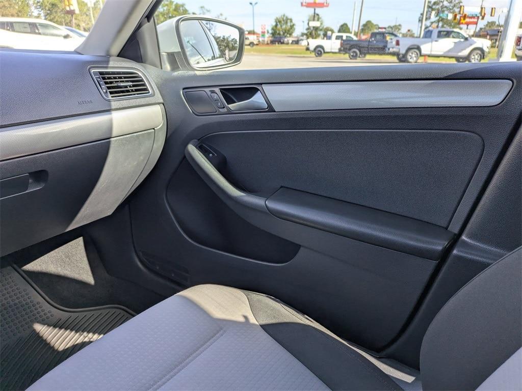 used 2017 Volkswagen Jetta car, priced at $9,495