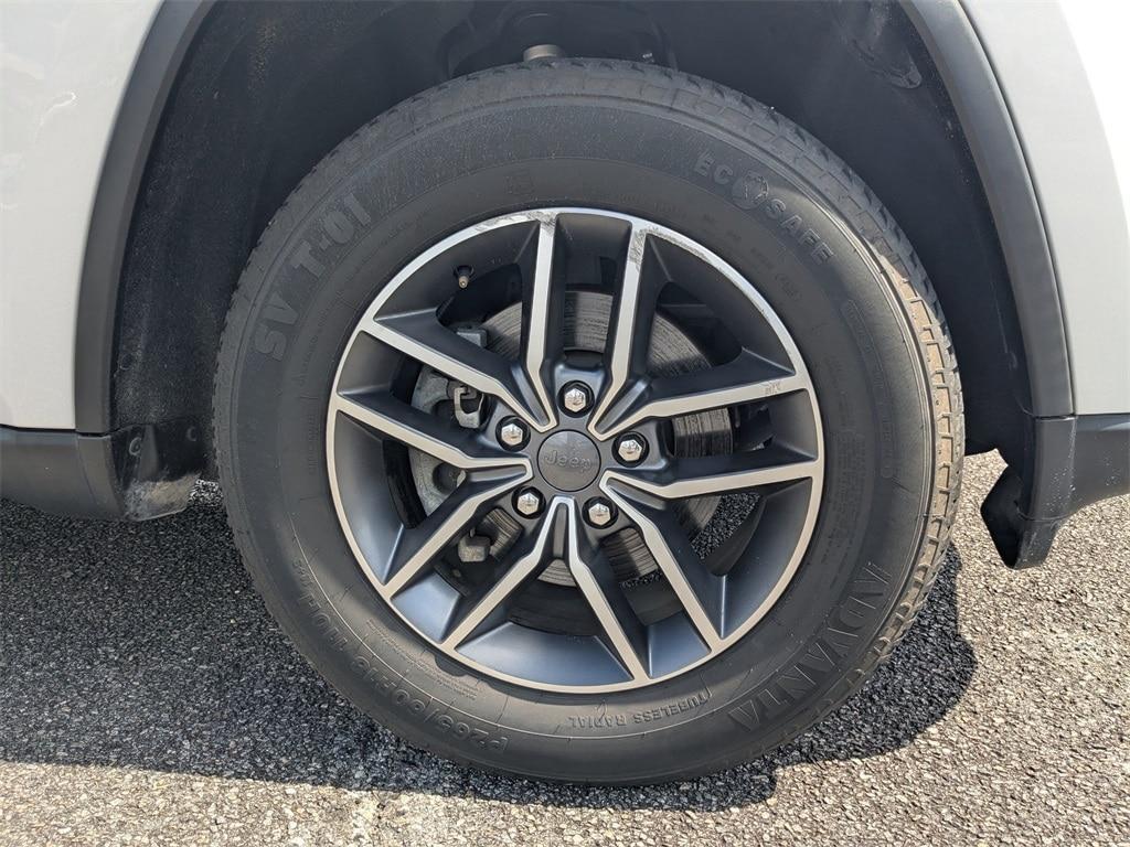 used 2020 Jeep Grand Cherokee car, priced at $19,995