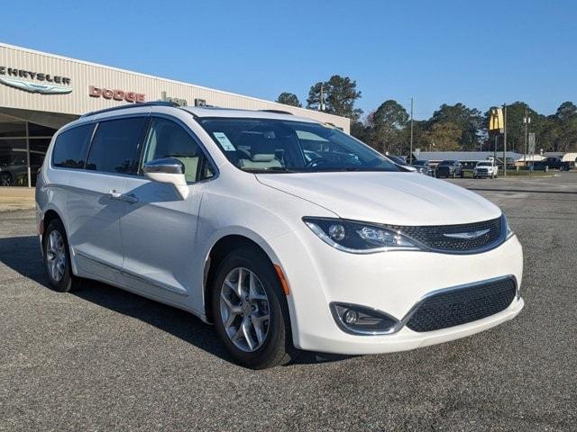 used 2020 Chrysler Pacifica car, priced at $24,995