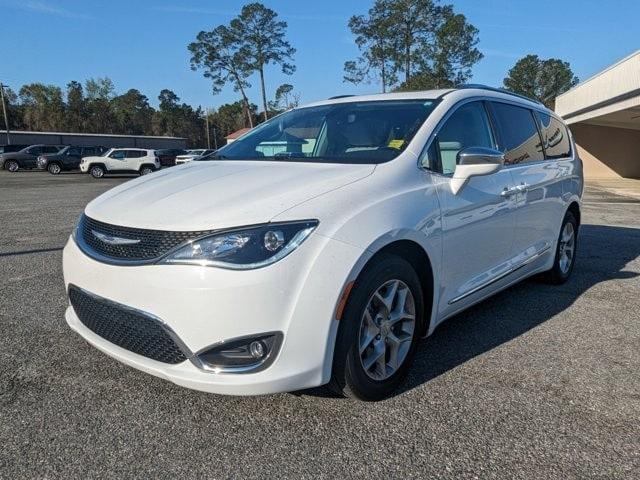 used 2020 Chrysler Pacifica car, priced at $21,995