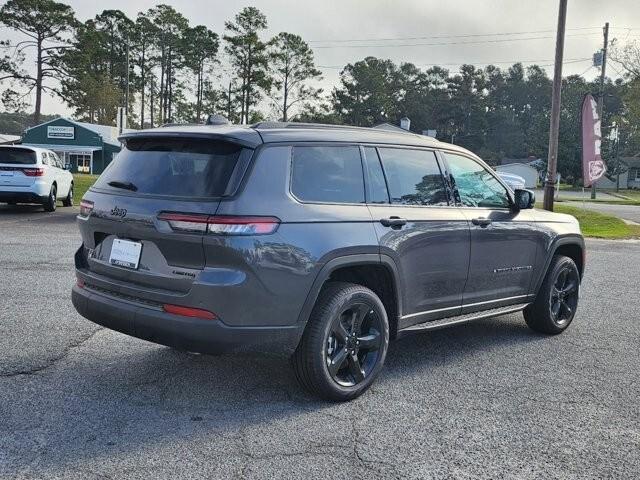 new 2024 Jeep Grand Cherokee L car, priced at $40,995