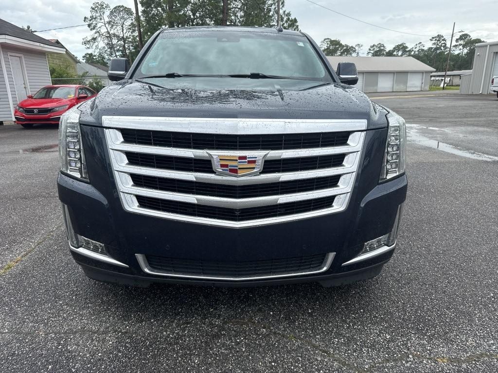 used 2019 Cadillac Escalade car, priced at $32,795