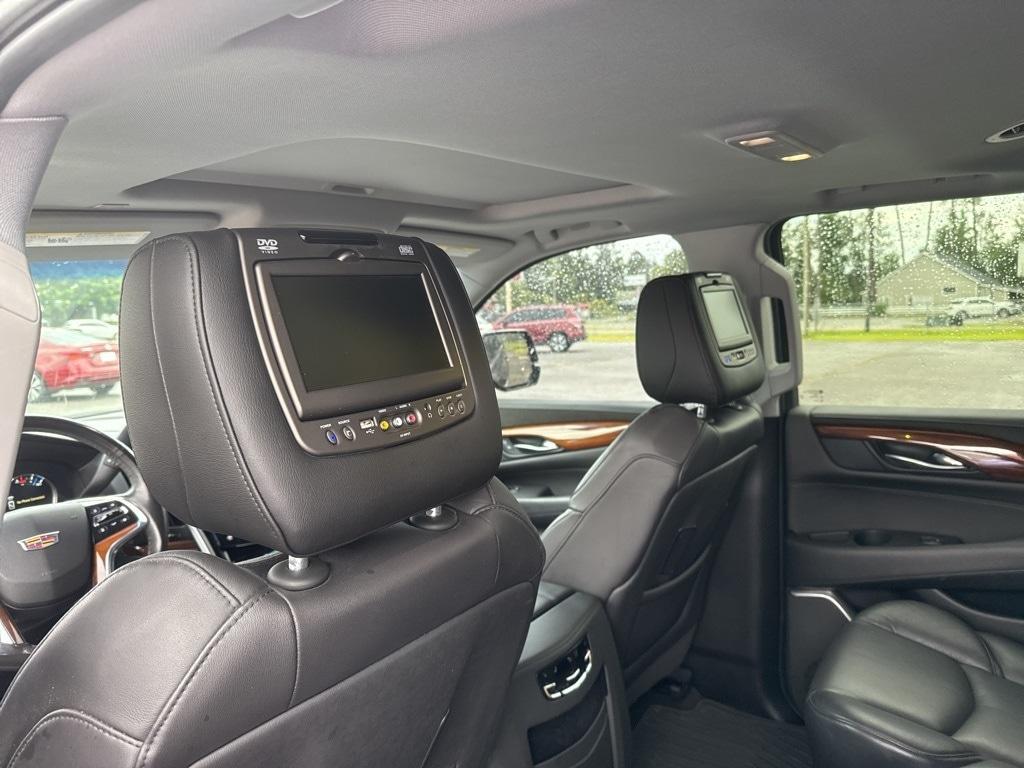 used 2019 Cadillac Escalade car, priced at $32,795