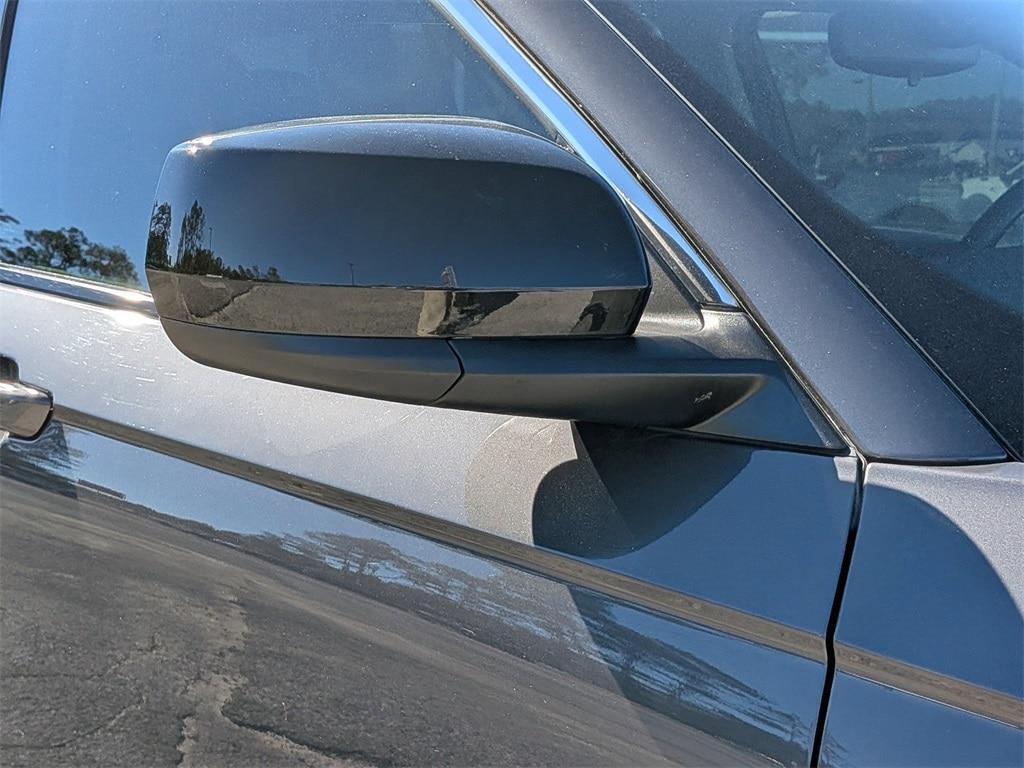 used 2021 Jeep Grand Cherokee L car, priced at $22,995