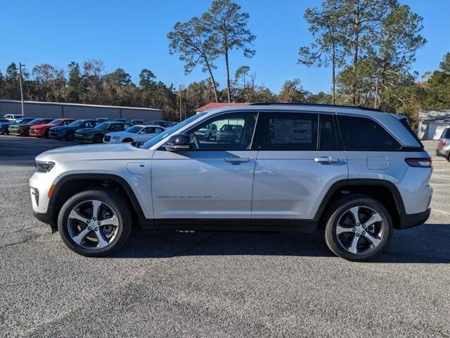 new 2024 Jeep Grand Cherokee 4xe car, priced at $44,995