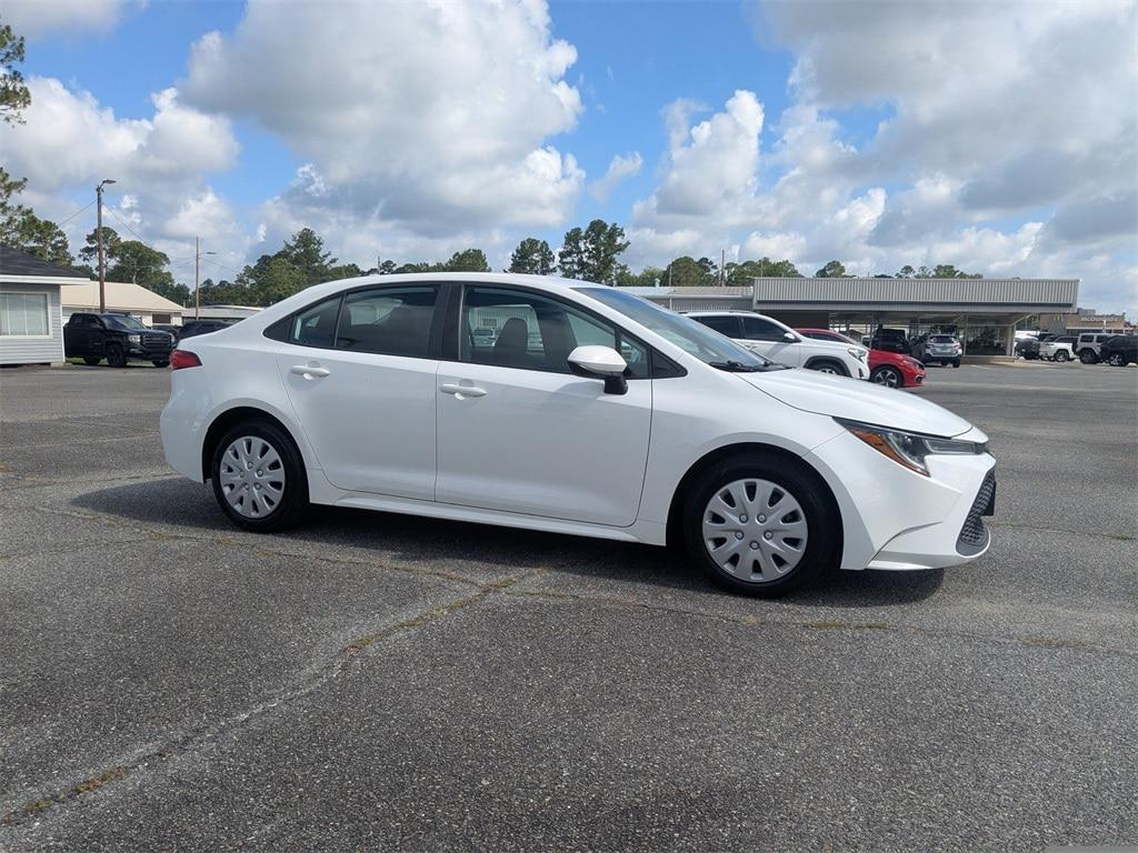 used 2020 Toyota Corolla car, priced at $14,895