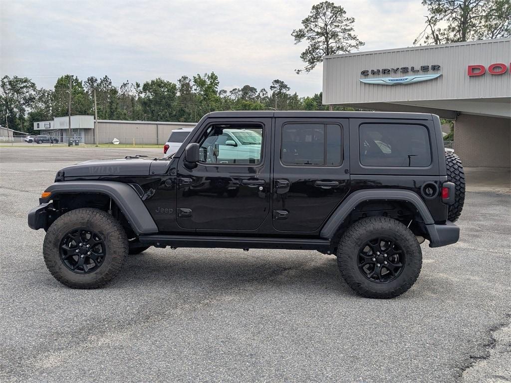 used 2021 Jeep Wrangler Unlimited car, priced at $31,282
