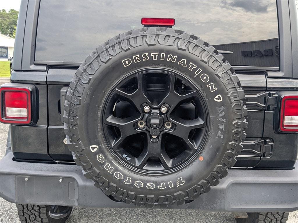 used 2021 Jeep Wrangler Unlimited car, priced at $31,282