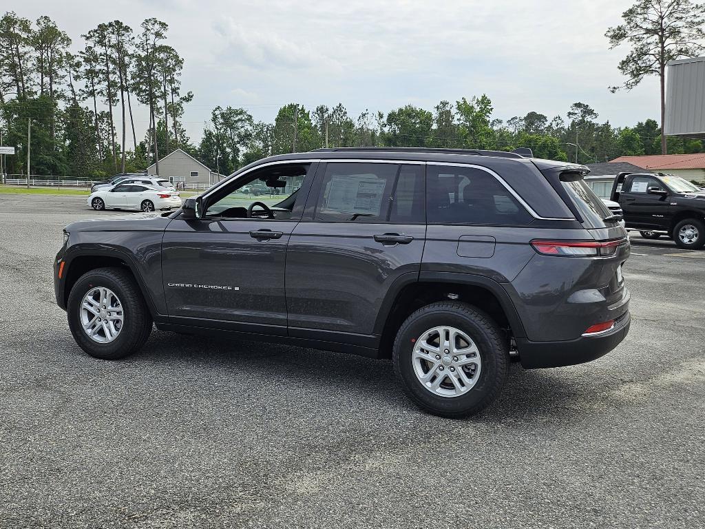 new 2025 Jeep Grand Cherokee car, priced at $38,548