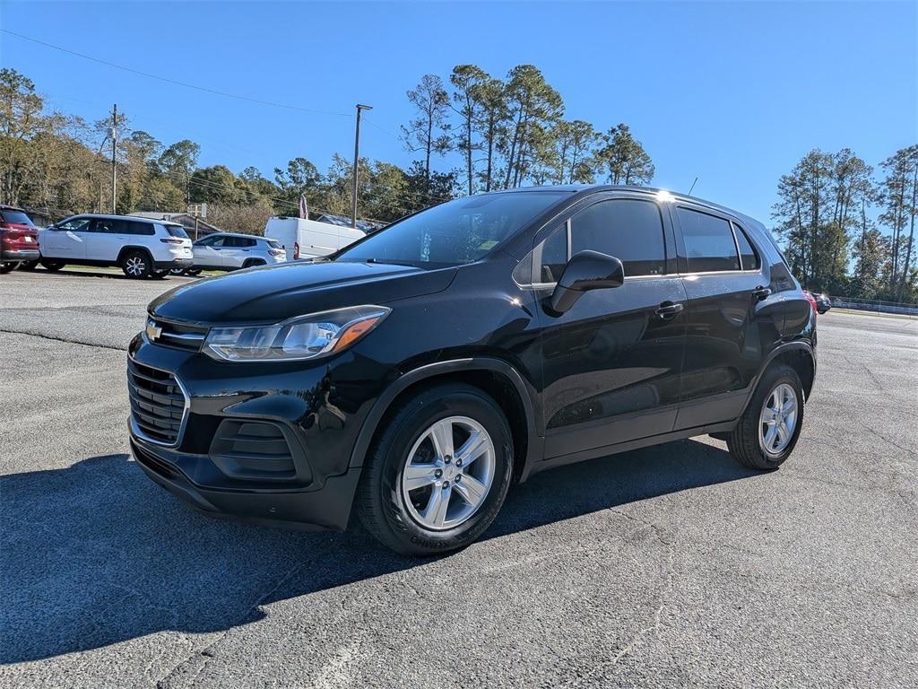 used 2020 Chevrolet Trax car, priced at $10,895