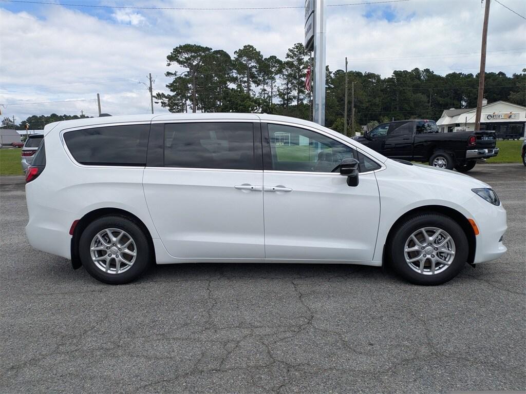 new 2025 Chrysler Voyager car, priced at $40,831