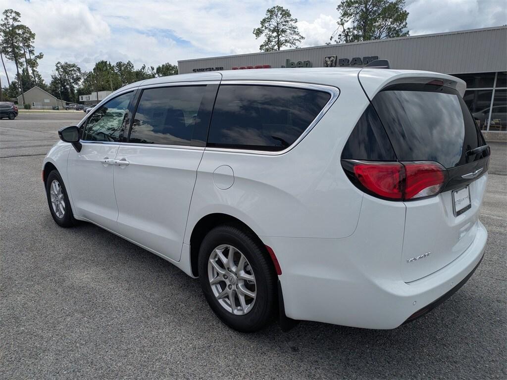 new 2025 Chrysler Voyager car, priced at $40,831