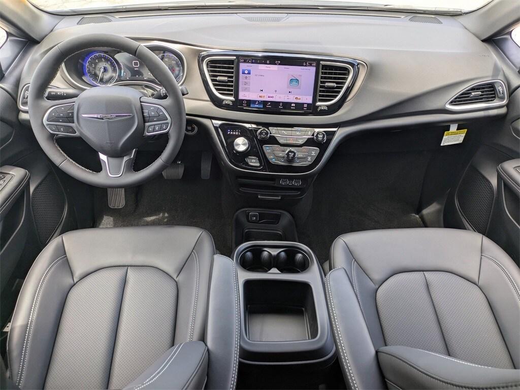 new 2025 Chrysler Voyager car, priced at $40,831