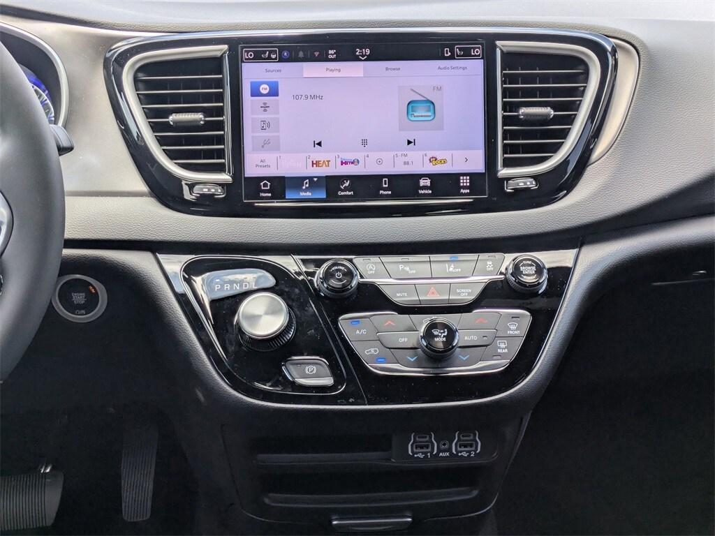 new 2025 Chrysler Voyager car, priced at $40,831