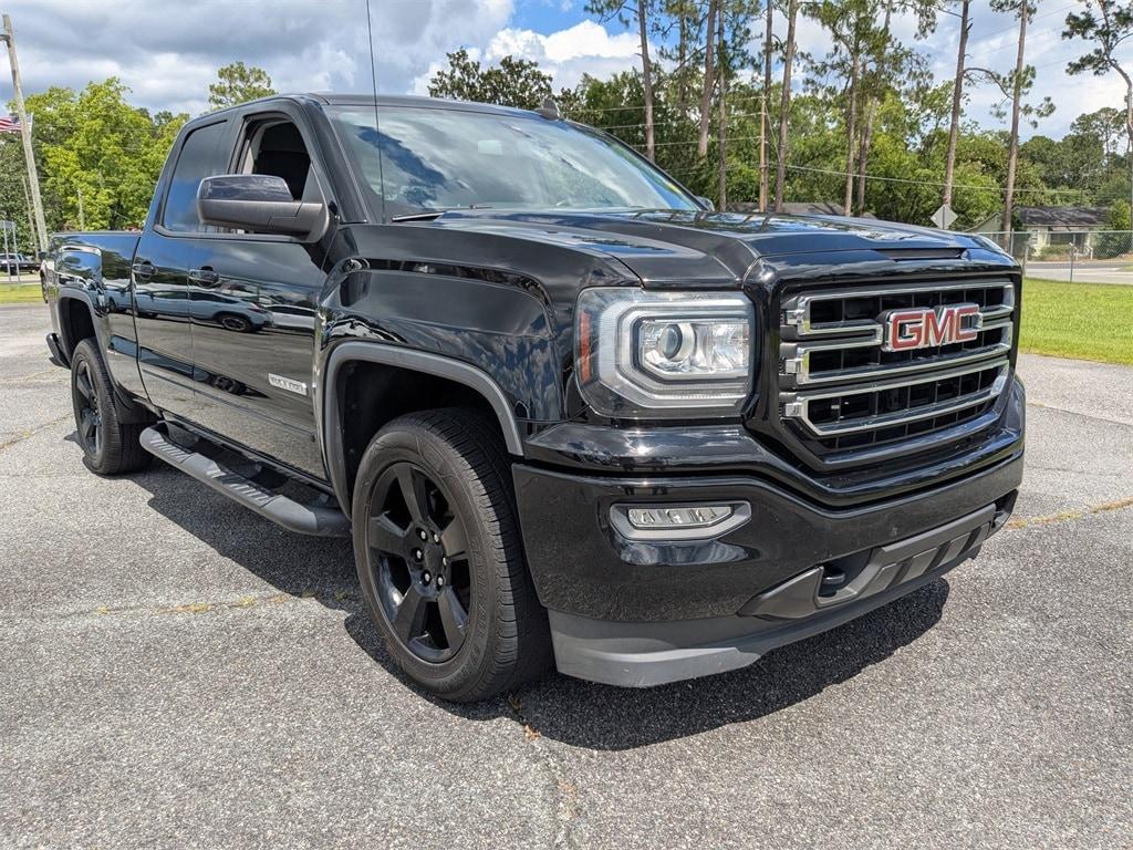 used 2018 GMC Sierra 1500 car, priced at $23,495