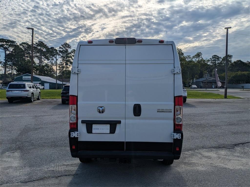 new 2025 Ram ProMaster 2500 car, priced at $49,806