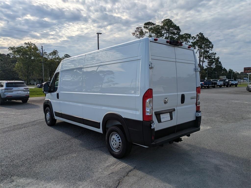 new 2025 Ram ProMaster 2500 car, priced at $49,806