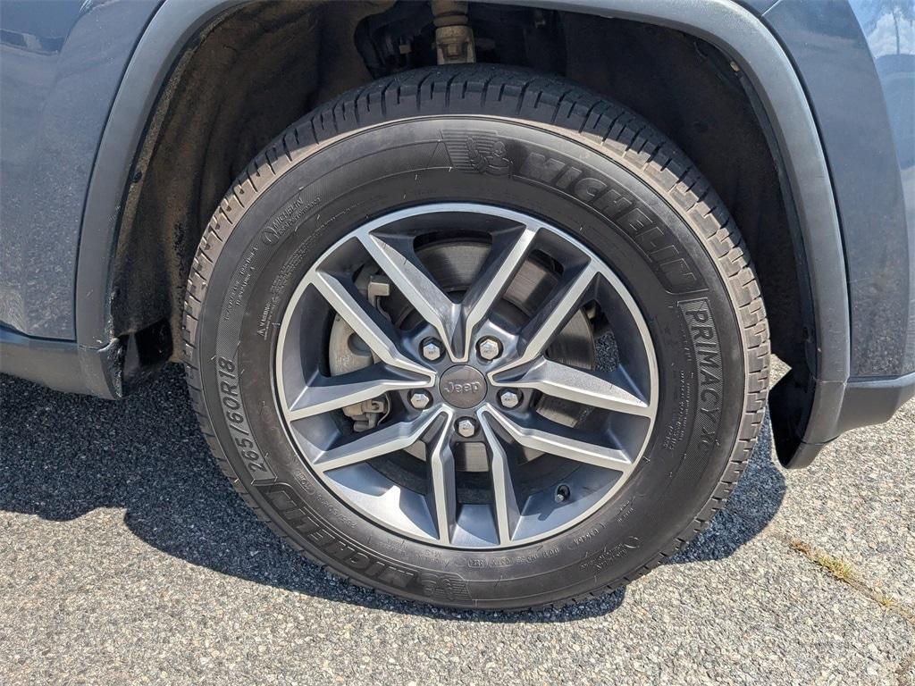 used 2021 Jeep Grand Cherokee car, priced at $22,895