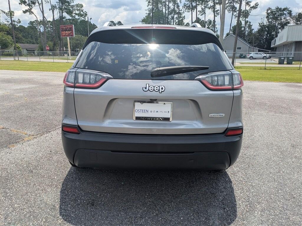 used 2021 Jeep Cherokee car, priced at $17,495