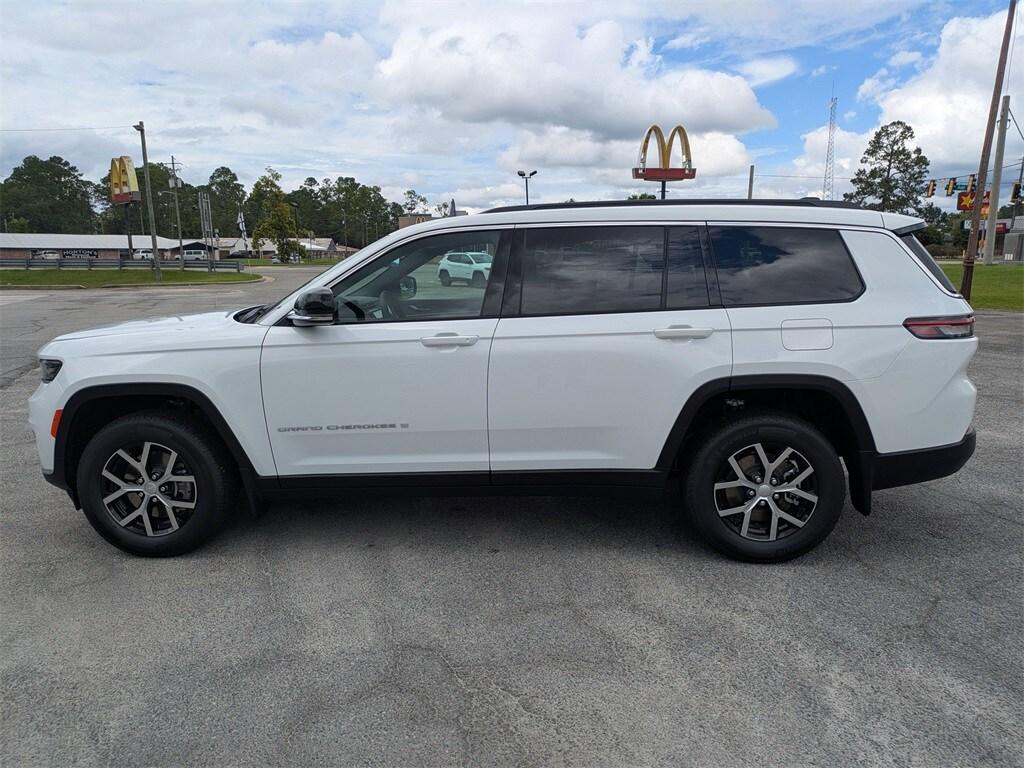 new 2025 Jeep Grand Cherokee L car, priced at $43,261