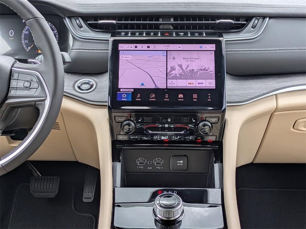 new 2025 Jeep Grand Cherokee L car, priced at $43,261