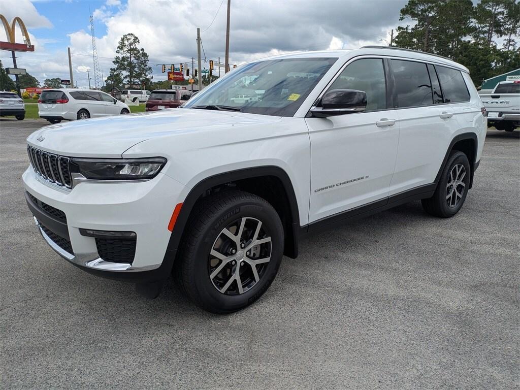 new 2025 Jeep Grand Cherokee L car, priced at $43,261