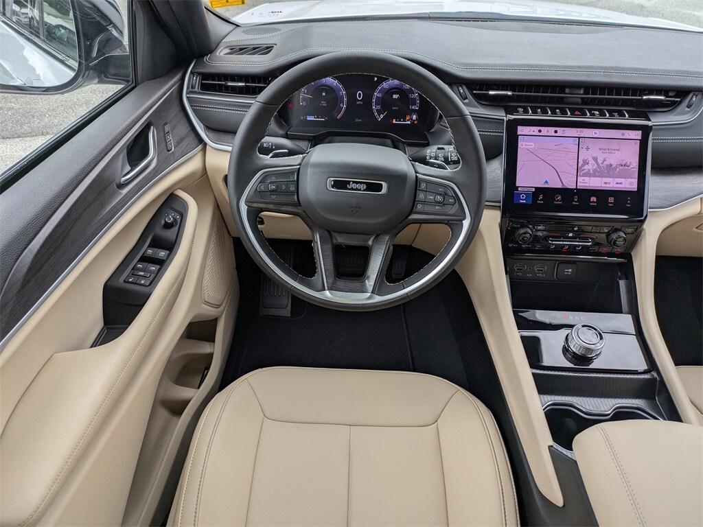 new 2025 Jeep Grand Cherokee L car, priced at $43,261
