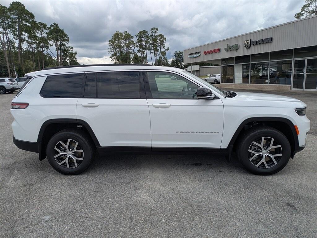 new 2025 Jeep Grand Cherokee L car, priced at $43,261