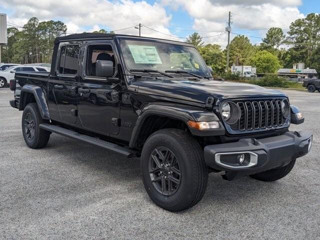 new 2024 Jeep Gladiator car, priced at $38,712