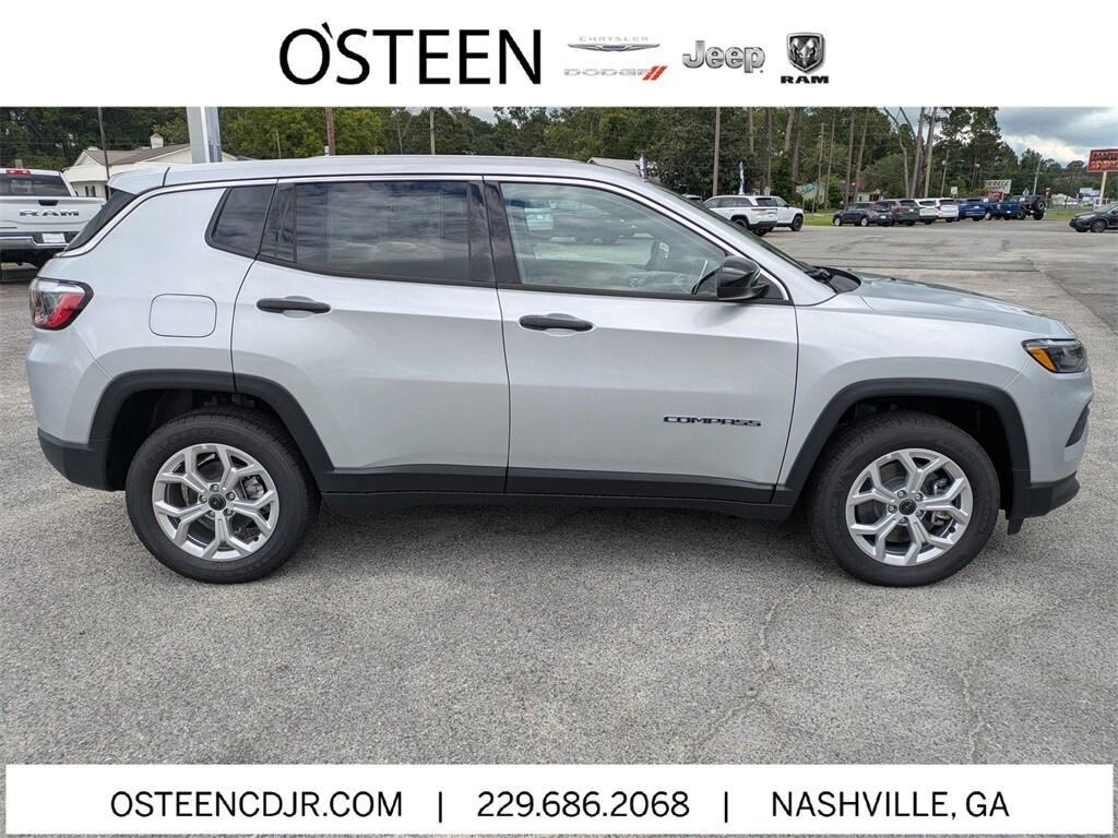 new 2025 Jeep Compass car, priced at $28,747