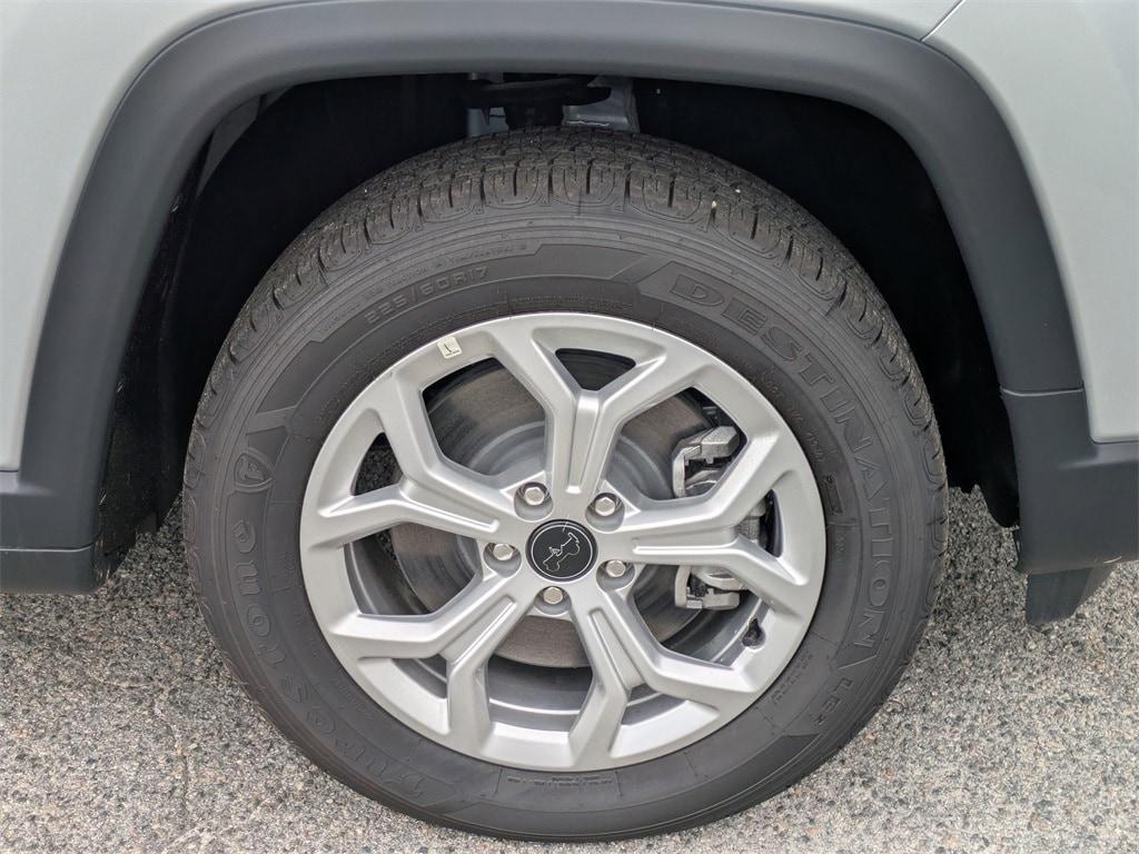 new 2025 Jeep Compass car, priced at $28,747