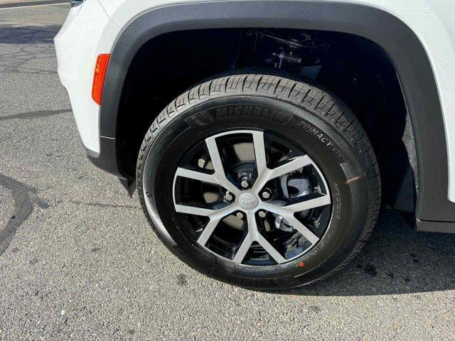 new 2025 Jeep Grand Cherokee L car, priced at $43,872