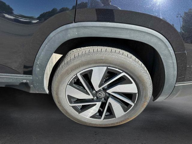 used 2024 Volkswagen Atlas car, priced at $31,997