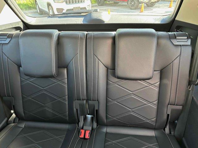 used 2024 Volkswagen Atlas car, priced at $31,997