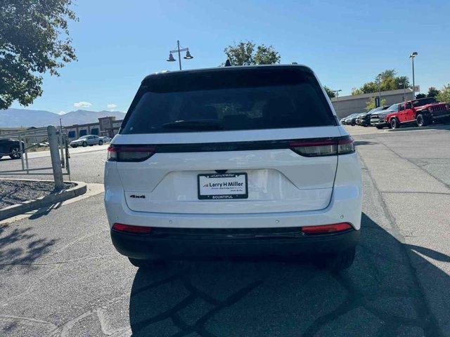 new 2025 Jeep Grand Cherokee car, priced at $40,753