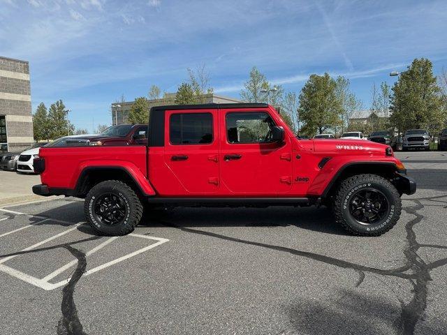 new 2024 Jeep Gladiator car, priced at $42,280