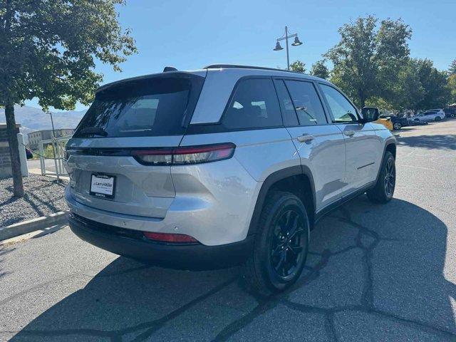 new 2025 Jeep Grand Cherokee car, priced at $41,289