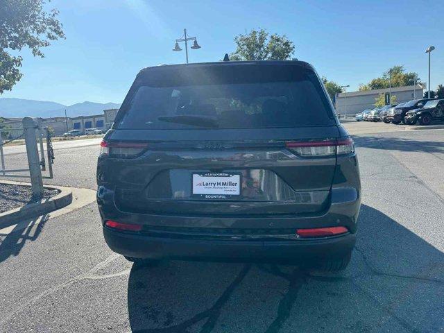 new 2025 Jeep Grand Cherokee car, priced at $41,289